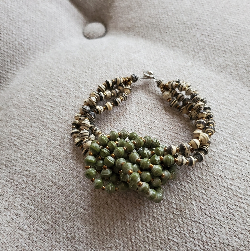 🆓w/Purchase| 31 Bits | Meska Knot Bracelet